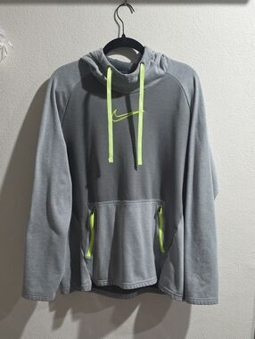 Nike Hooded Therma Fit